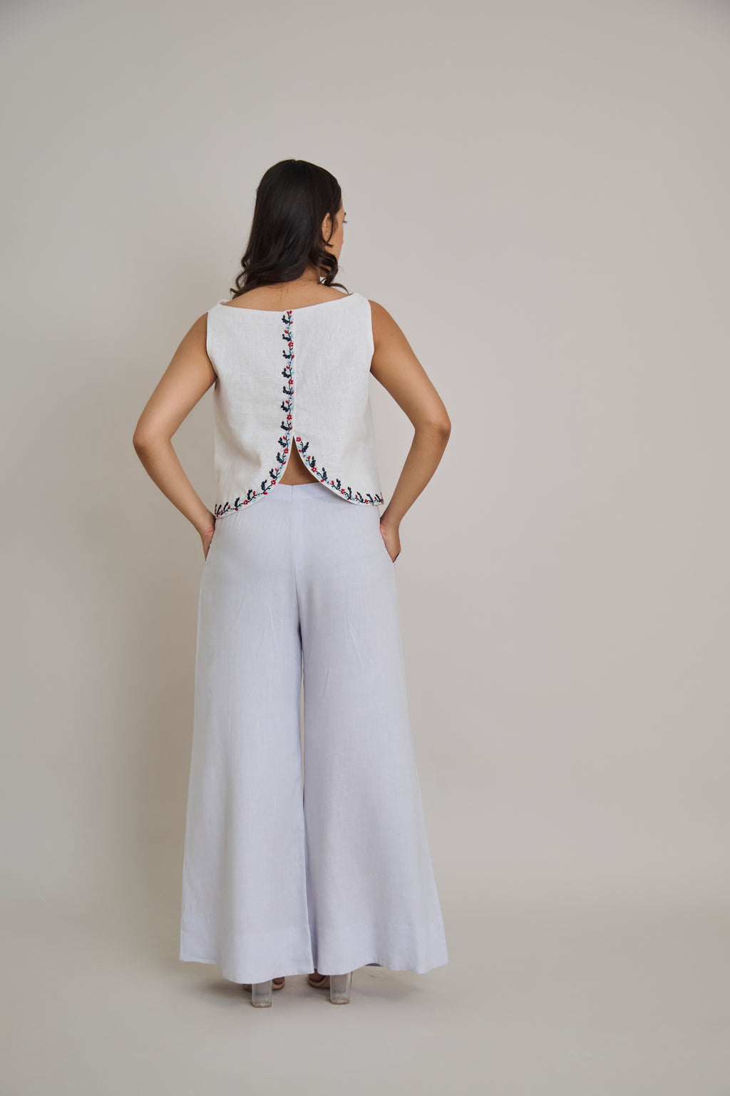 The Conscious White Top