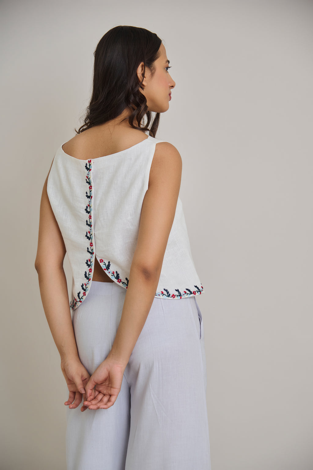 The Conscious White Top