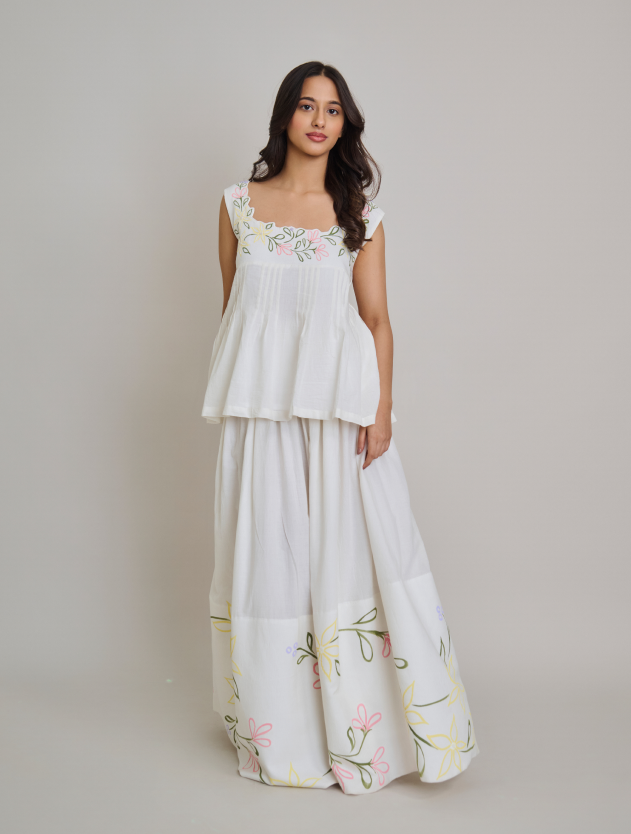 The Nature Necklace Skirt Cord Set